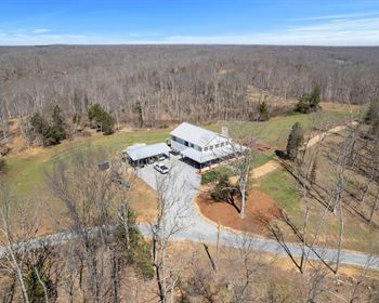 Bell Farm Estate Defines Luxurious Tennessee Rural Living