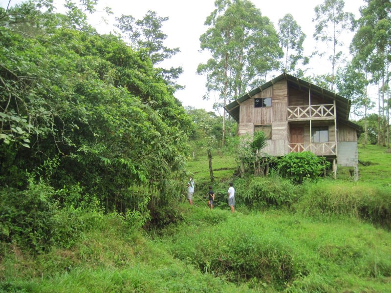 17 Acres & Rustic Cabin : Santa Teresita De Turrialba : Costa Rica
