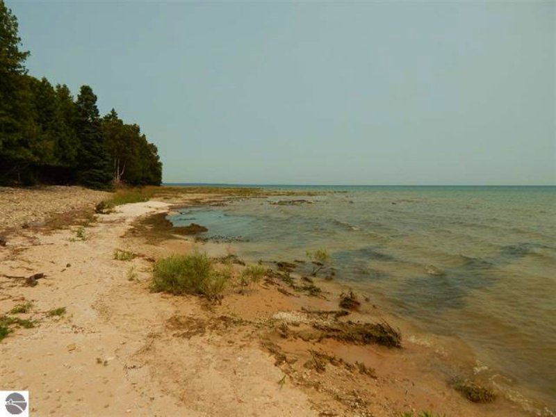 Lake Michigan 181 : Garden : Delta County : Michigan