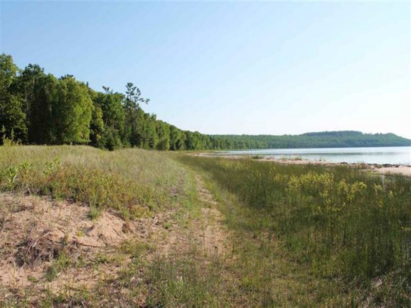 County Rd 483 : Garden : Delta County : Michigan
