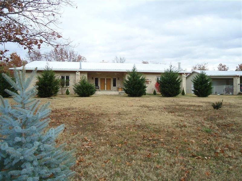 328 Acres M/L, 2 Homes : Hulbert : Cherokee County : Oklahoma