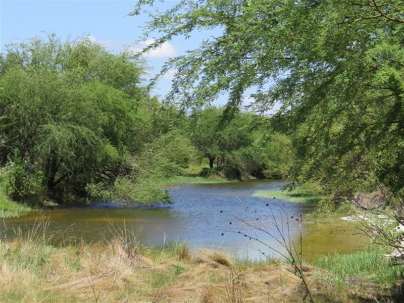 Cow Creek Ranch 47 : Brackettville : Kinney County : Texas