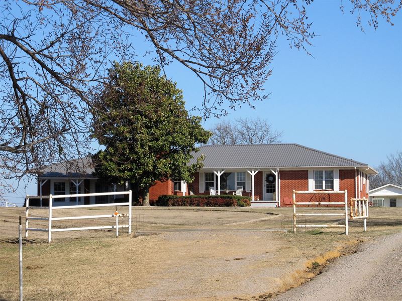 320 Acre Working Ranch and Home : Mill Creek : Johnston County : Oklahoma