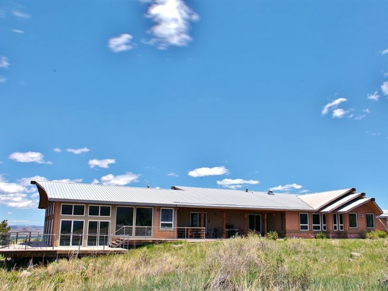 Southwest Mountain Elegance : Del Norte : Rio Grande County : Colorado