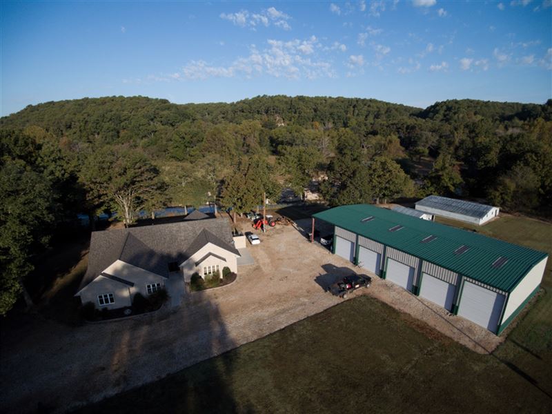 South Buck Hollow Ranch : Tahlequah : Cherokee County : Oklahoma