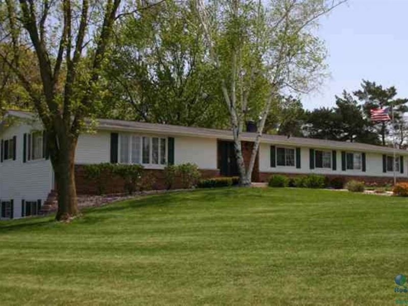 Ranch Home with Acreage for Hunting : Montello : Marquette County : Wisconsin