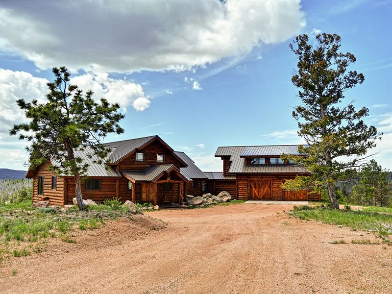 Executive Home in Game Preserve : Tie Siding : Albany County : Wyoming