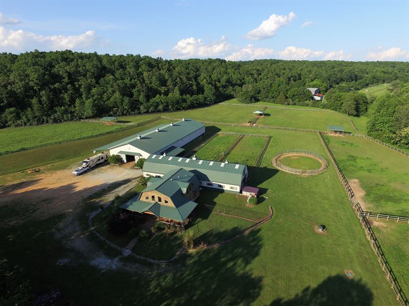 841 Acre Horse Ranch : Duck River : Hickman County : Tennessee