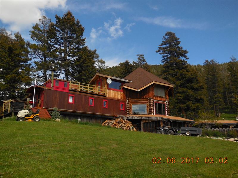 Caboose Hill Station : Wilsall : Meagher County : Montana