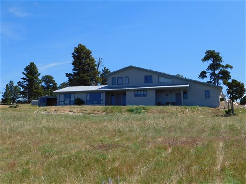 By Public Land, Off The Grid Living : Hyattville : Big Horn County : Wyoming