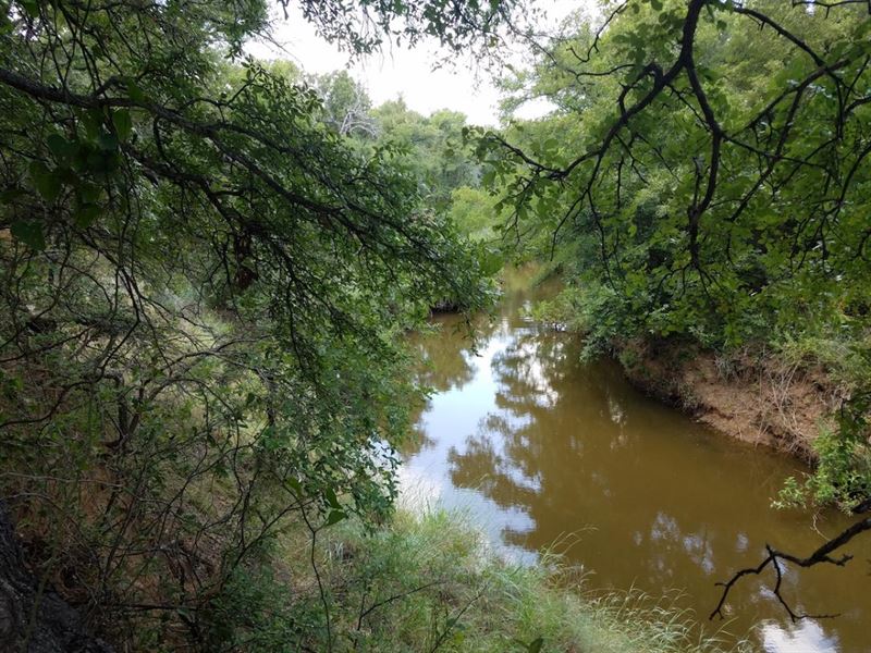 Rocky Ridge Ranch : Graham : Young County : Texas