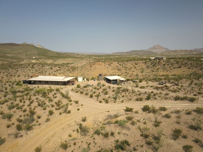 Off Grid Custom Home On Scenic 32 : Alpine : Brewster County : Texas