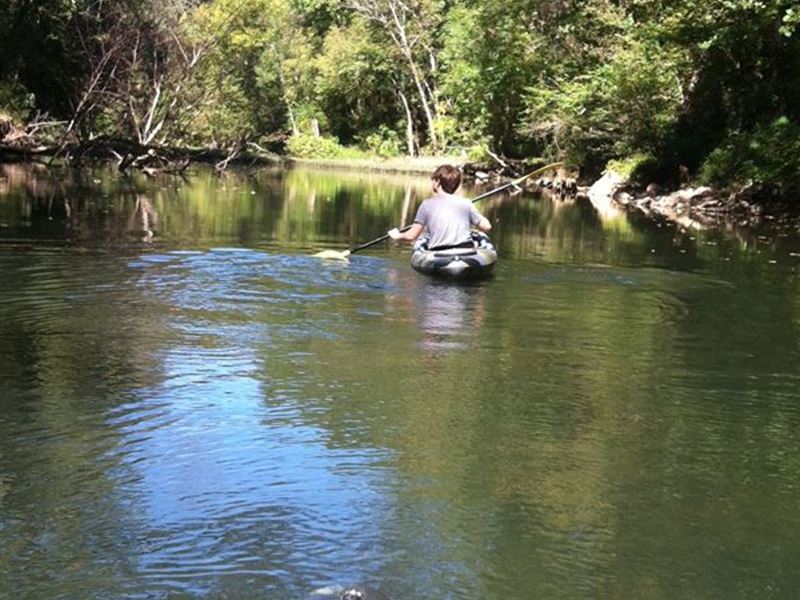 2 Miles Of Riverfront Property : McMinnville : Warren County : Tennessee