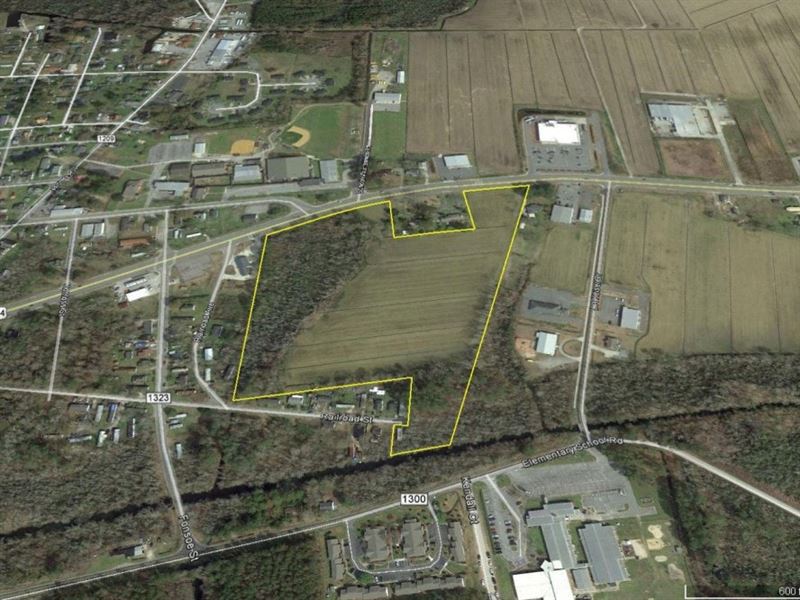 Armstrong Family Property : Columbia : Tyrrell County : North Carolina
