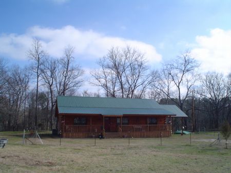 13.1 Acre Horse Ranch : Houston : Chickasaw County : Mississippi