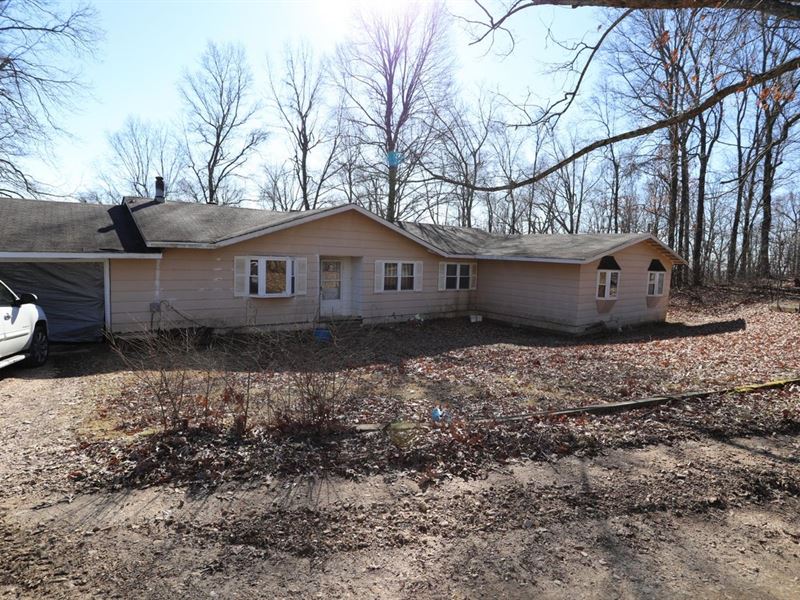 21 Ac with 5 Bed, 4 Bath Home : Bloomfield : Stoddard County : Missouri