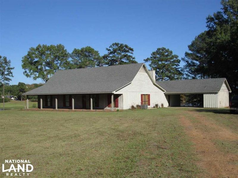 Hinds Co Residence with Lake : Raymond : Hinds County : Mississippi