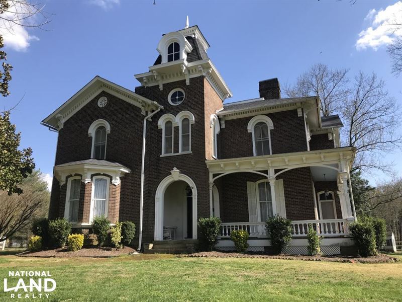 Historic Cannon-Calloway House & Fa : Philadelphia : Loudon County : Tennessee