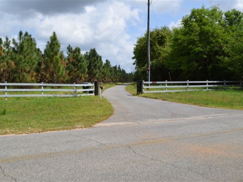 Pretty Urban / Country Place : Fort Valley : Crawford County : Georgia