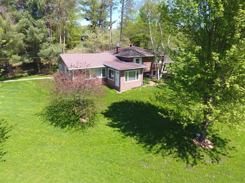 Homestead Acres with Pond : Richland Center : Richland County : Wisconsin