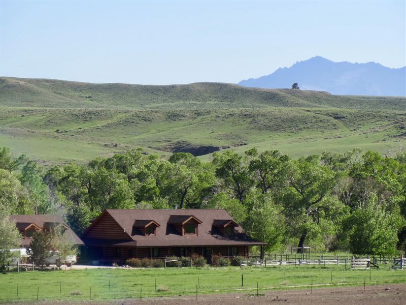 Glendo Luxury Home and Ranch : Glendo : Platte County : Wyoming