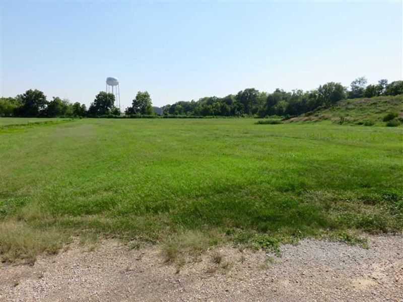 3.6 Acres Commercial or Resident : Saint Joseph : Tensas Parish : Louisiana