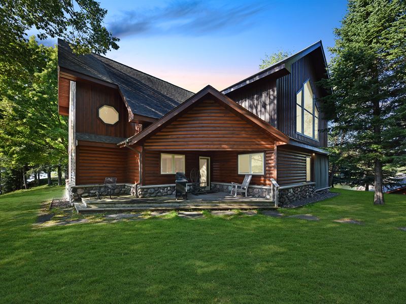 E19055 Fishhawk Lake Rd : Watersmeet : Gogebic County : Michigan