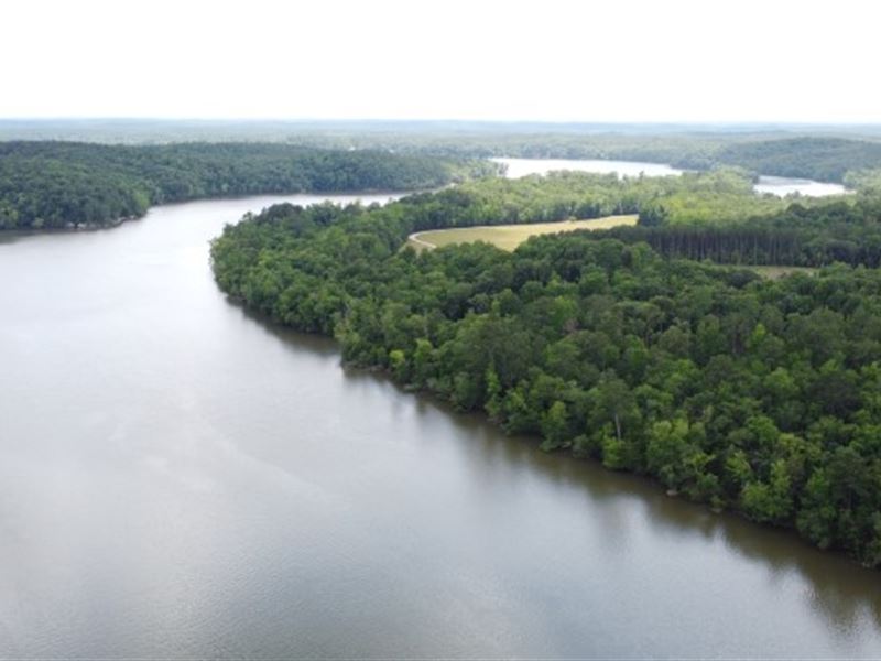 Large Waterfront Tract on Wateree : Great Falls : Fairfield County : South Carolina