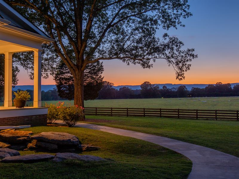 Picturesque 194 Acre Georgia Farm : Chickamauga : Walker County : Georgia
