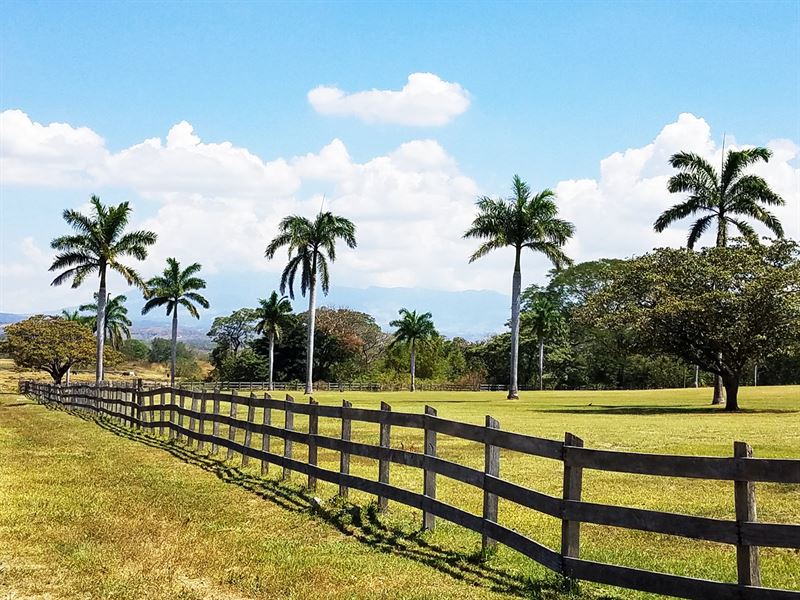 Large Riverfront Costa Rica Ranch : Bagaces : Costa Rica