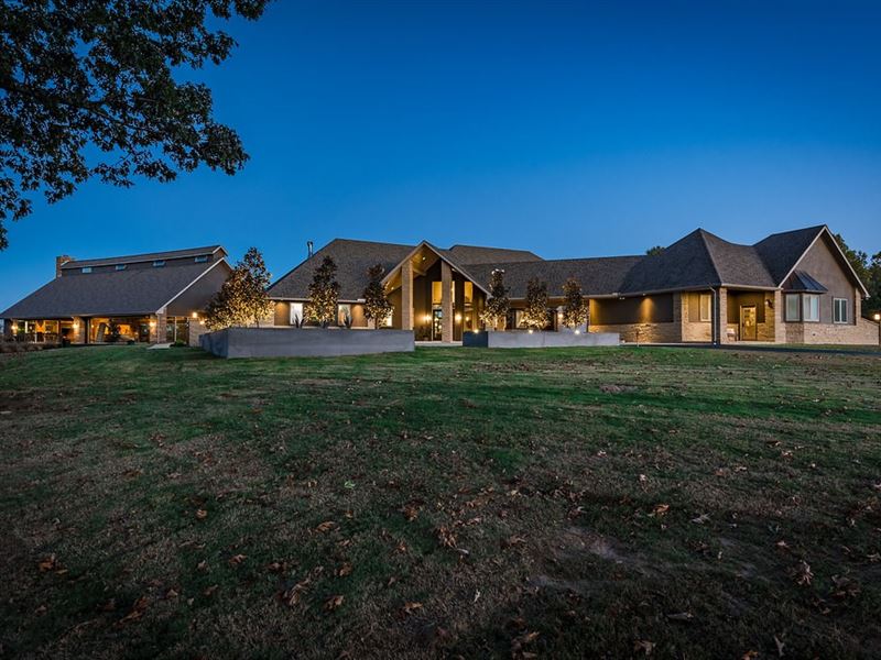 Luxury Estate in Harrison Arkansas : Harrison : Boone County : Arkansas