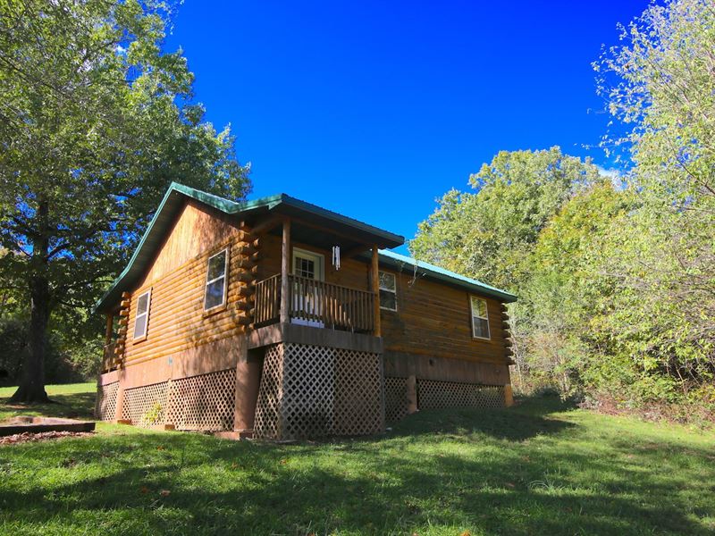 Commercial Log Cabin Rentals Oregon : Alton : Oregon County : Missouri