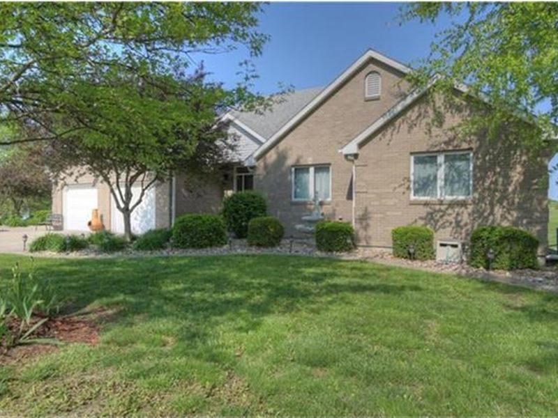 Country Classic 15 Acre Estate, Ranch for Sale in Missouri, 163459