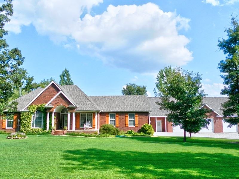 Missouri Ozarks Hobby Farm : West Plains : Howell County : Missouri