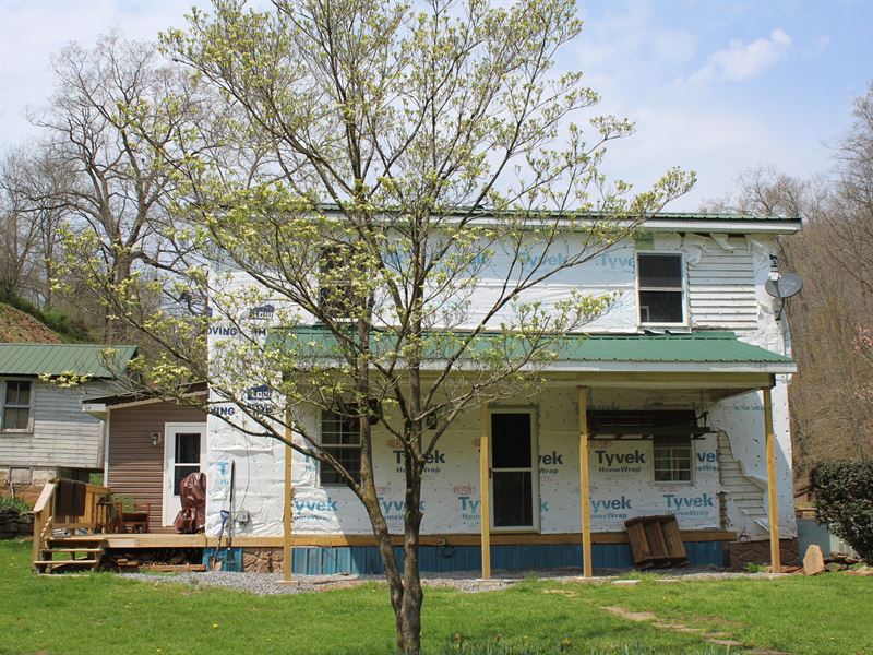 Two Separate Living Quarters Unique : Center Point : Doddridge County : West Virginia