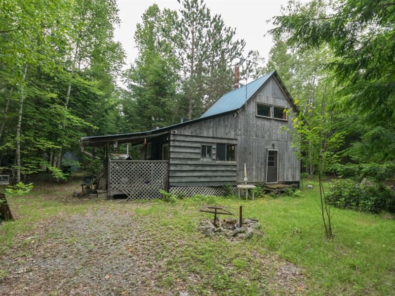 Maine Camp for Sale in Lincoln : Lincoln : Penobscot County : Maine