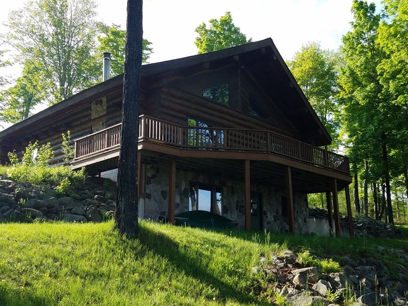 Northwoods Lodge Paint River : Iron River : Iron County : Michigan