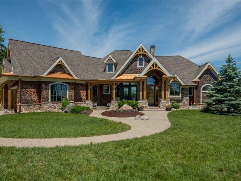 Exceptional Equestrian Estate : Marshall : Calhoun County : Michigan