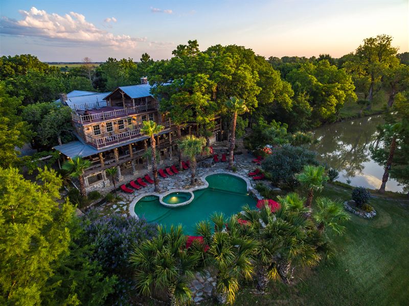 Moon River Ranch : Satin : Falls County : Texas