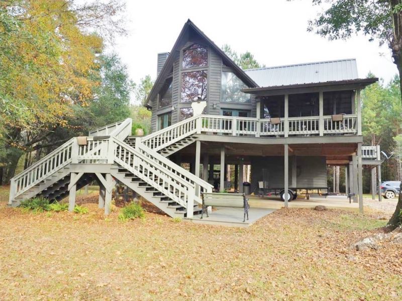 Bogue Chitto Riverfront Cabin : Tylertown : Walthall County : Mississippi