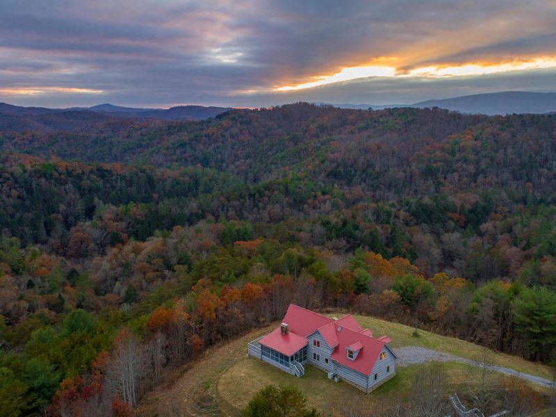 Private Retreat Near Hiwassee River : Reliance : Polk County : Tennessee