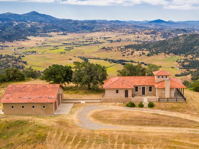 Mesa Grande Hilltop Estate : Santa Ysabel : San Diego County : California