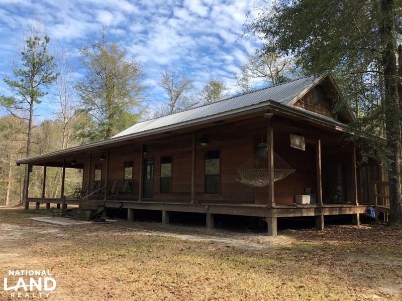 Bogue Homa Creek Camp and Hunting : New Augusta : Perry County : Mississippi