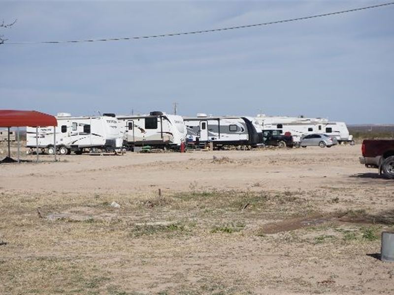 RV Park Fort Stockton, Texas : Fort Stockton : Pecos County : Texas