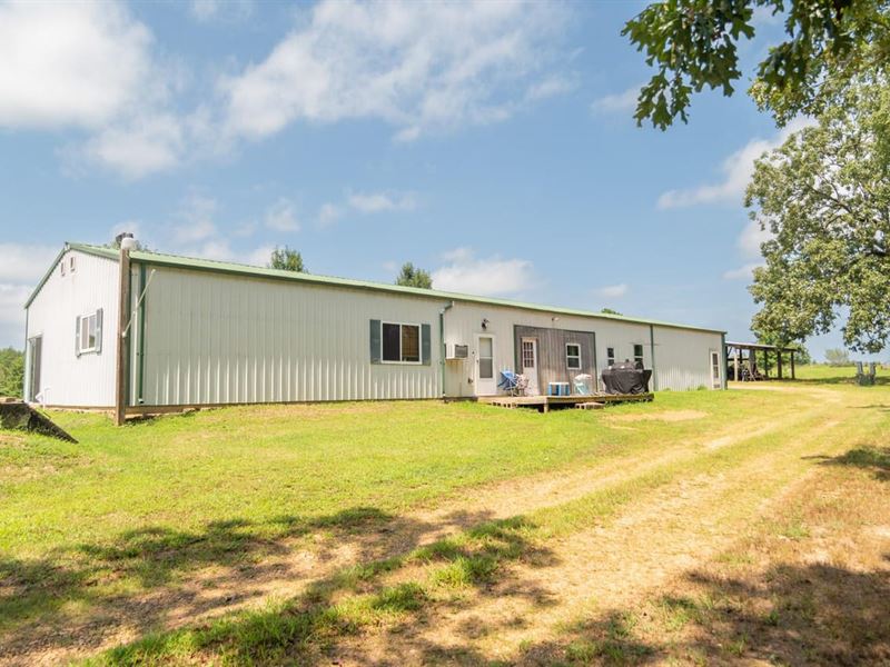 Spacious Home Boasts 5 Bedrooms, 3 : Fairdealing : Ripley County : Missouri