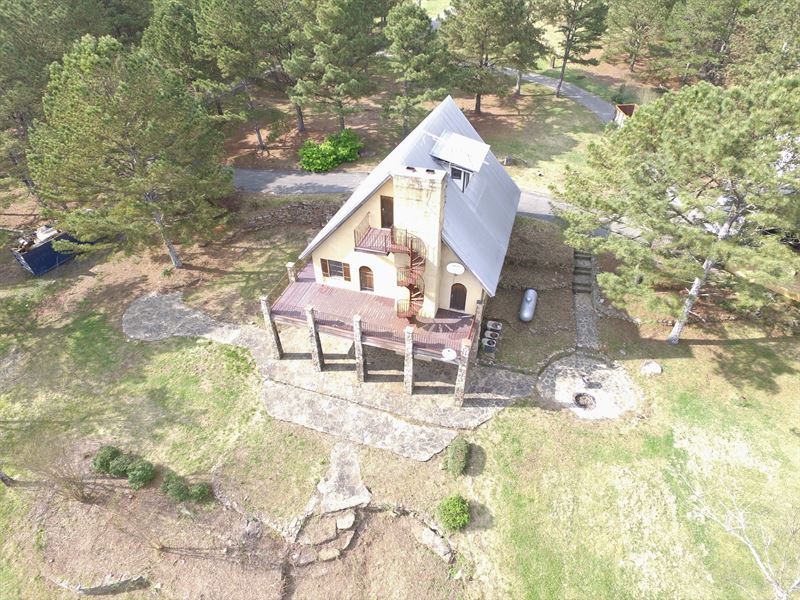 Bank 58 Ac & Mediterranean Home : Oneonta : Blount County : Alabama