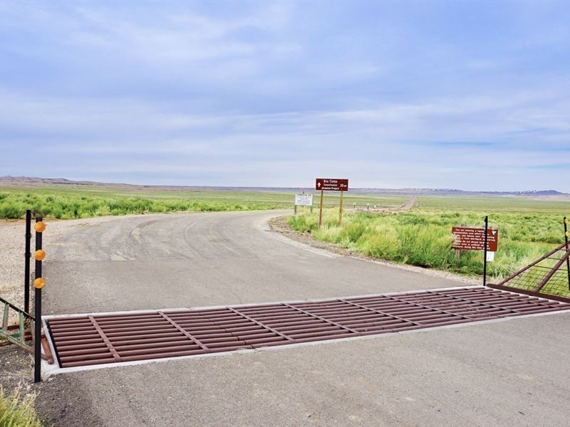 Ranch Bordering Blm Land, Ranch for Sale by Owner in Wyoming, 200019