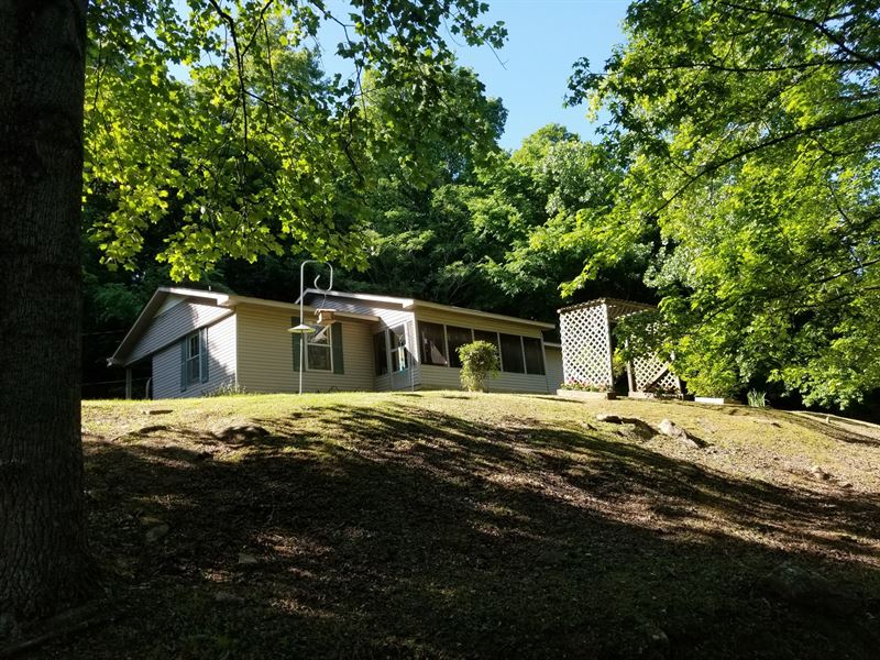 2 Tennessee Country Homes 22 Acres : Waynesboro : Wayne County : Tennessee
