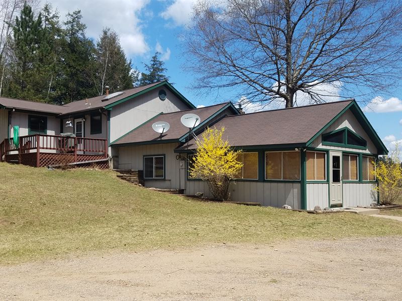 178003 Water Woods On Fuller Lake Ranch For Sale In Minocqua Oneida County Wisconsin 200495 Ranchflip