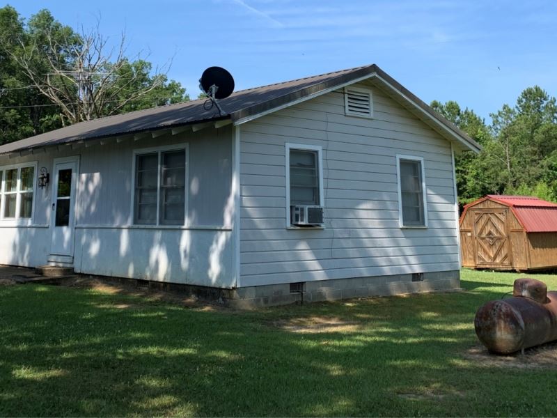 38 Acres with A Home in Noxubee Cou : Macon : Noxubee County : Mississippi